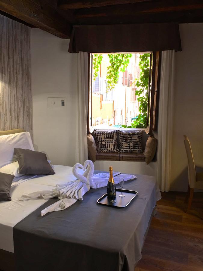 Do-Do Navona Suites Rzym Pokój zdjęcie